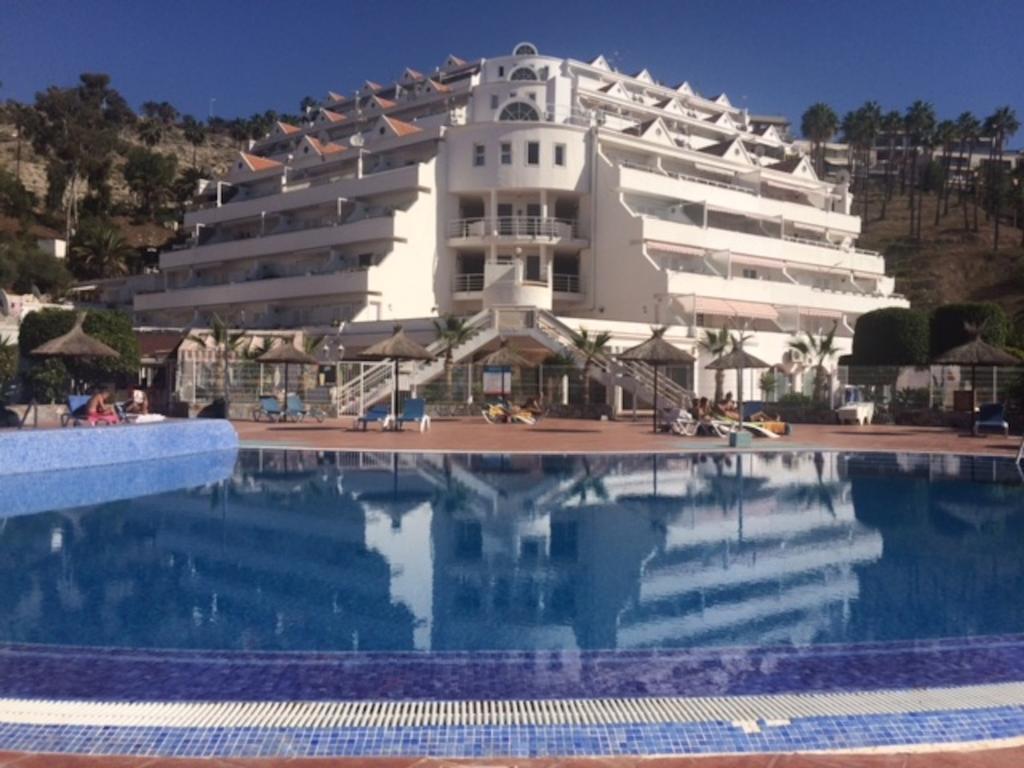 Apartamento Colina Blanca *